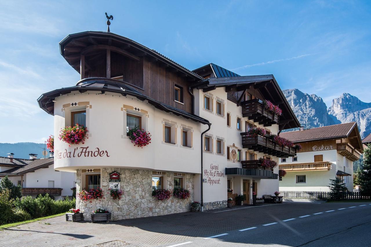 Hotel Garni Piz Da L'Ander Corvara In Badia Exterior foto